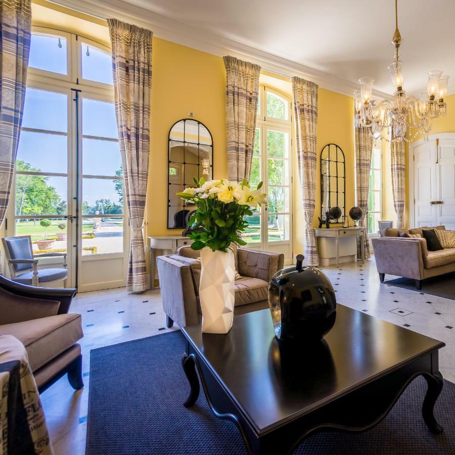 Chateau De Tourreau Sarrians Εξωτερικό φωτογραφία